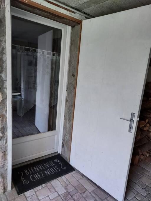 Le Lys Appartement Saintes Buitenkant foto